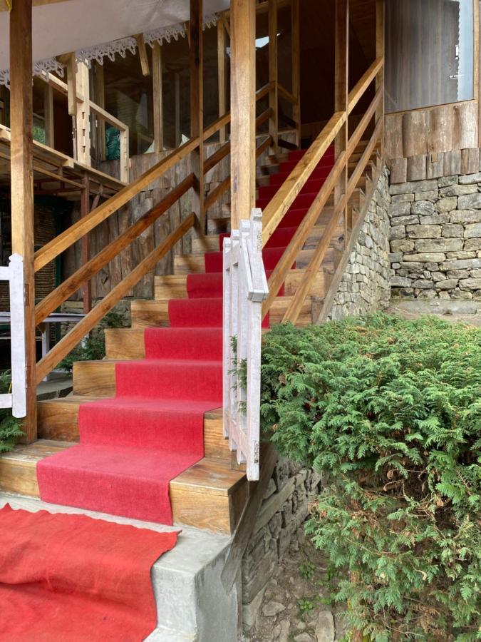 Log Cabin In The Woods Bed & Breakfast Gangtok Ngoại thất bức ảnh