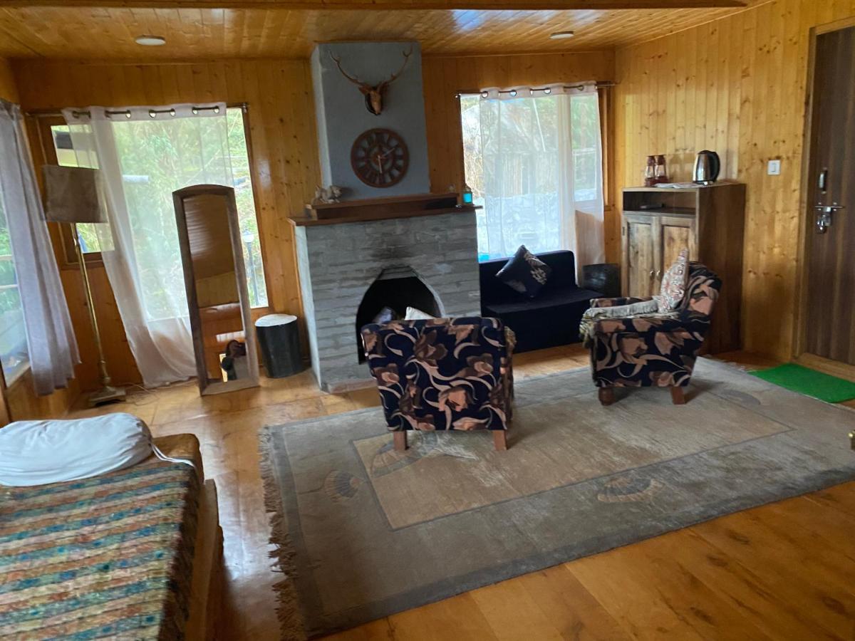 Log Cabin In The Woods Bed & Breakfast Gangtok Ngoại thất bức ảnh